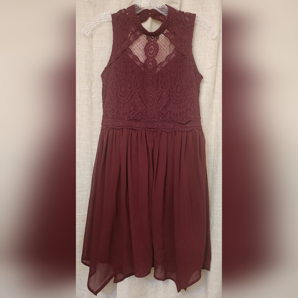 XHILARATION Burgandy Red Fit Flare Halter Sleeveless Lace Dress Size S - Picture 1 of 9